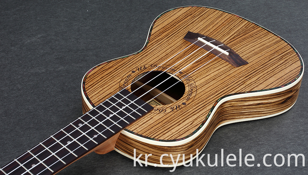 ukulele35